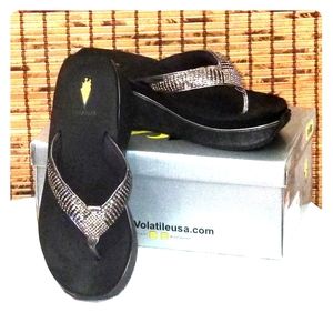 Volatile Wedge/Thong Sandel